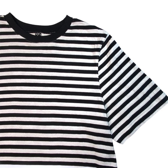 Uniqlo Tops - Uniqlo Striped Minimalist B&W Short Sleeve Shirt